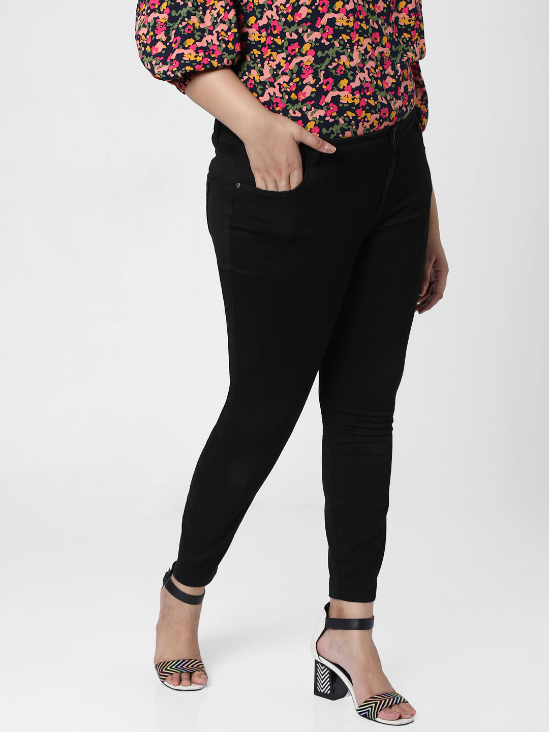 Plus size hotsell black skinny jeggings