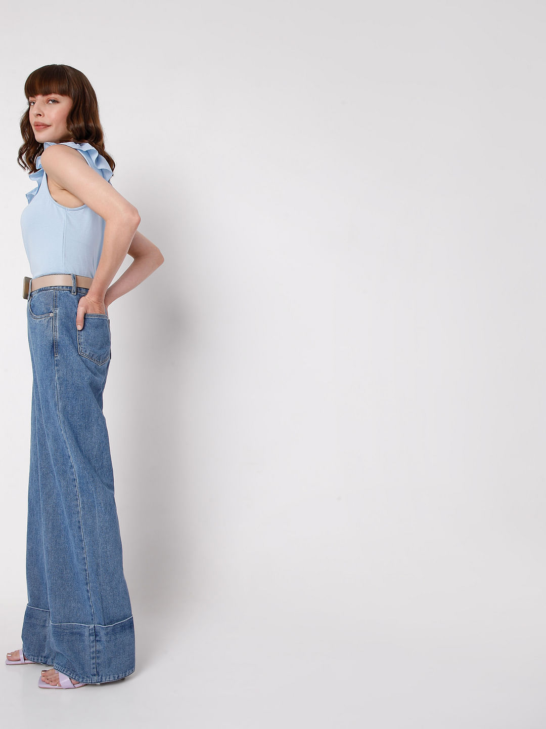 Buy Curve Blue Mid Rise Wide Leg Jeans For Women Online in India | VeroModa