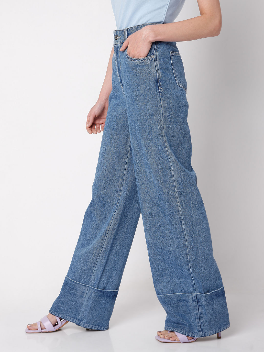 AE Dreamy Drape Stretch Super High-Waisted Cargo Baggy Wide-Leg Jean | Wide  leg jeans outfit, Jeans outfit women, Baggy jeans for women