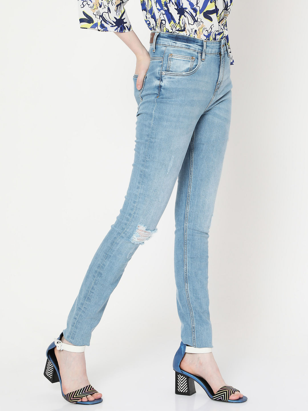 women's light blue high waisted jeans