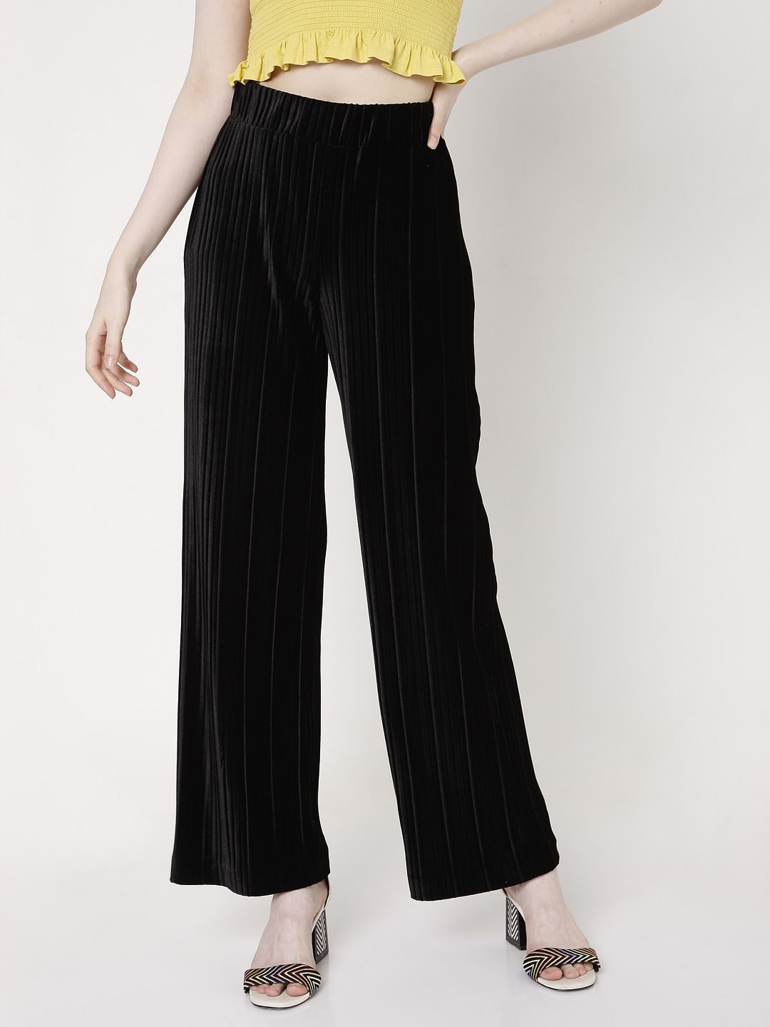 pleated black pants