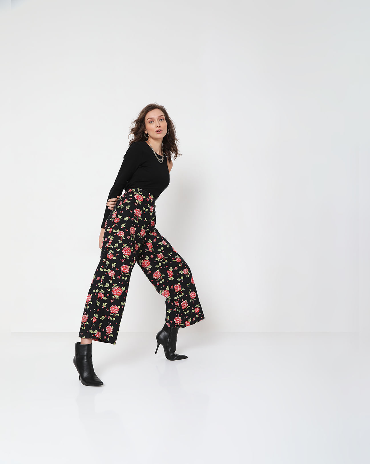 Buy LOOSE WIDE LEG BLACK CASUAL TROUSER for Women Online in India
