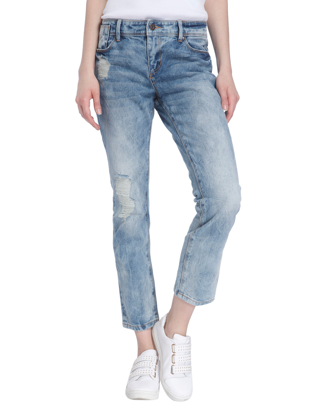 distressed loose fit jeans