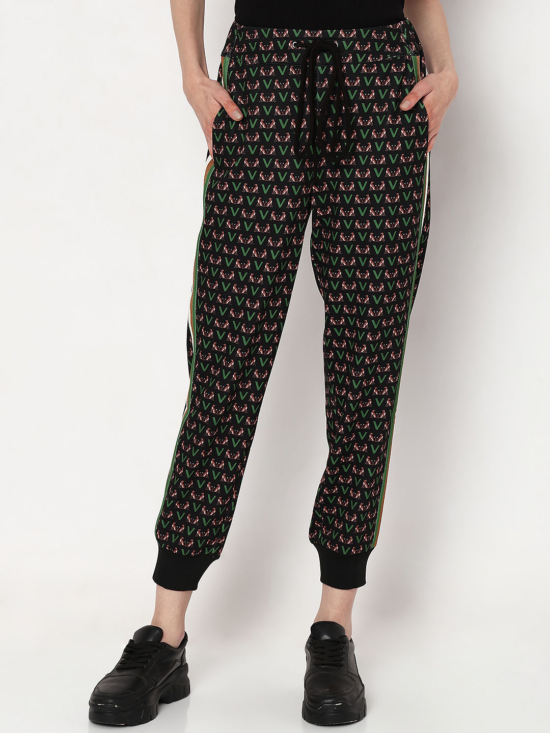 Black Mid Rise Printed Co ord Set Joggers